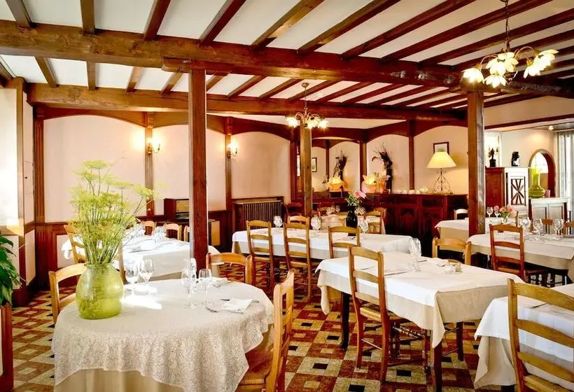 호텔 Logis Chez Germaine