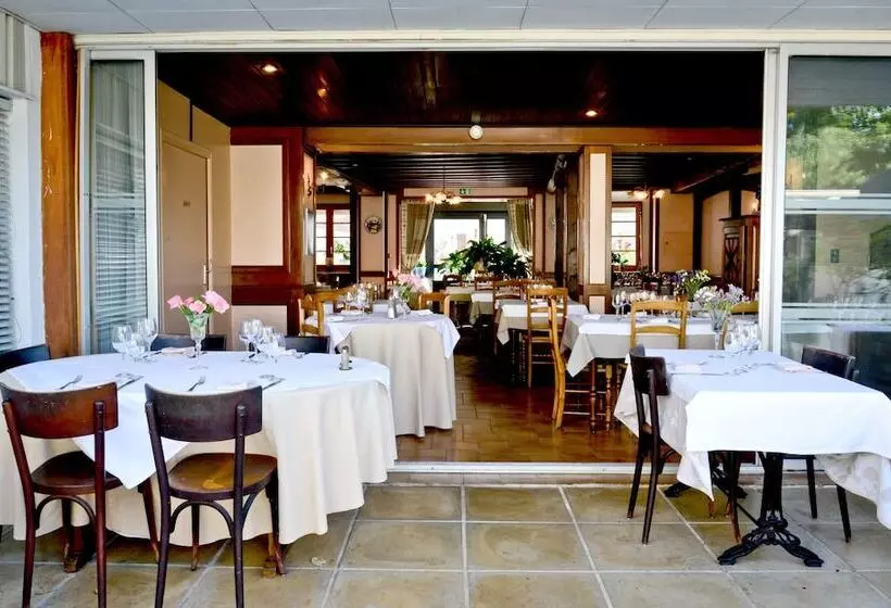 호텔 Logis Chez Germaine