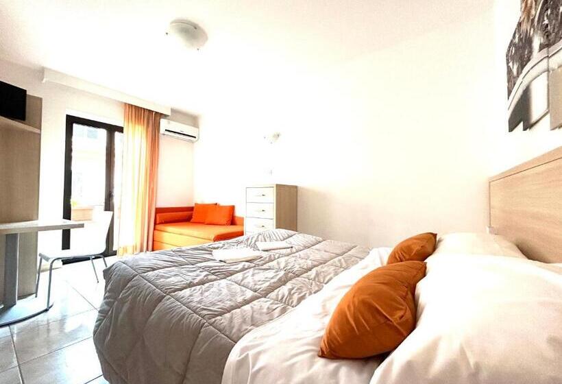 酒店 Resort Park Village