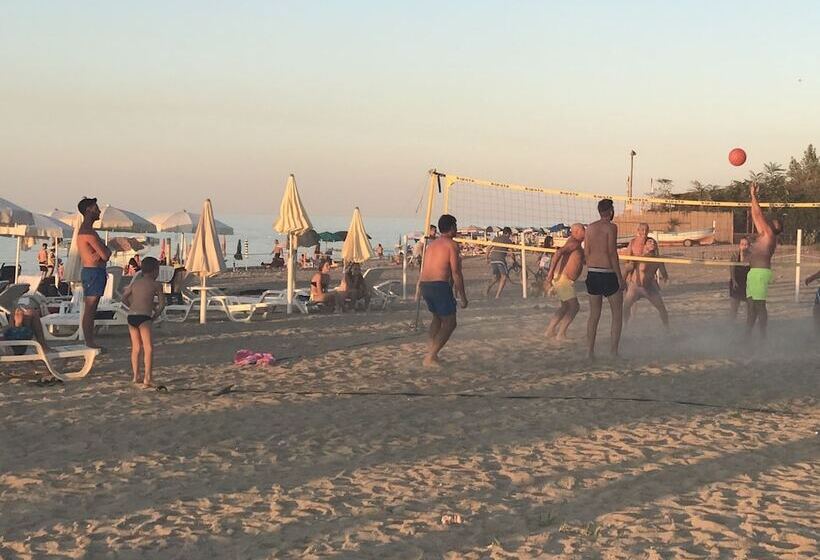 酒店 Resort Park Village