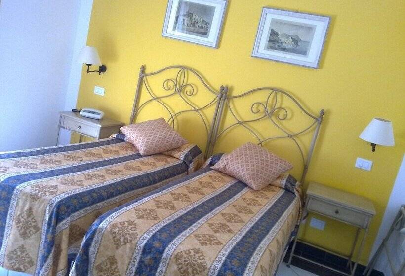 فندق Rocce Azzurre