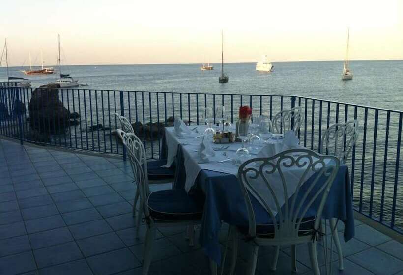 فندق Rocce Azzurre