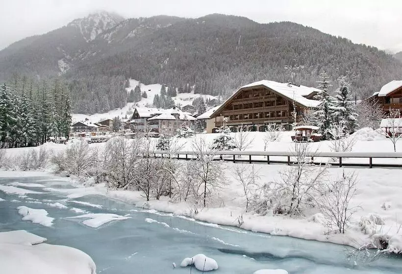 ホテル Rubino Deluxe