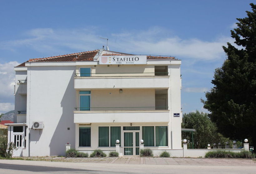 호텔 Stafileo