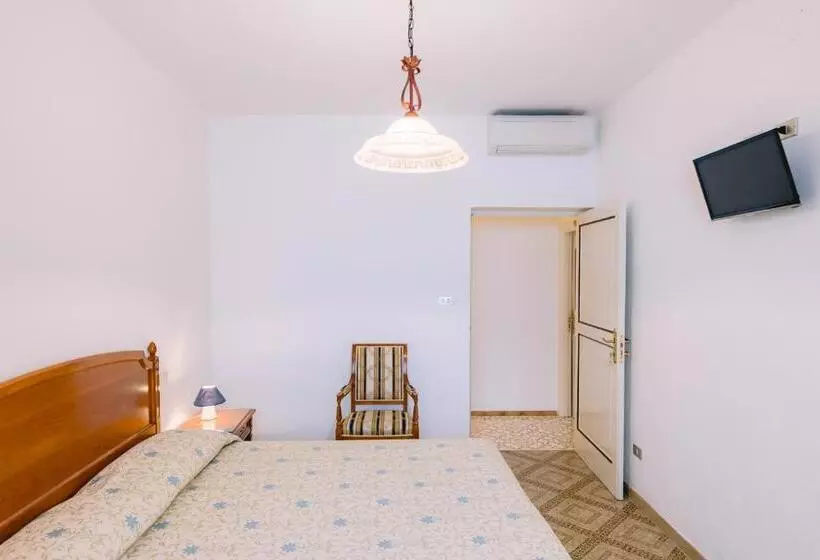 בית מלון כפרי Toro