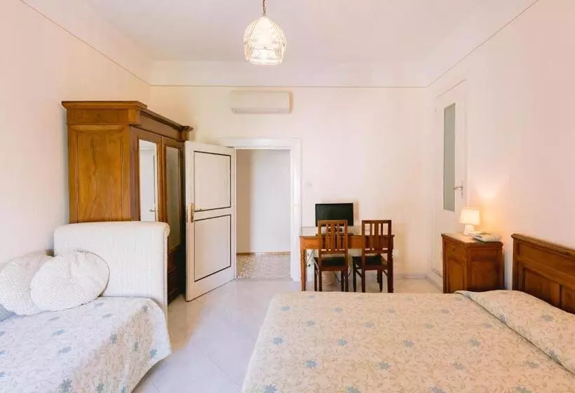 בית מלון כפרי Toro