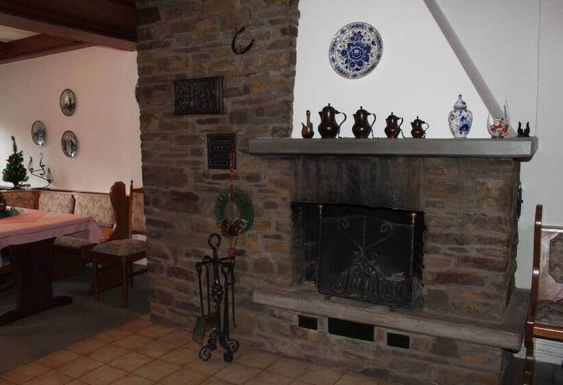 Landgasthof Hotel Zur Linde Im Taunus