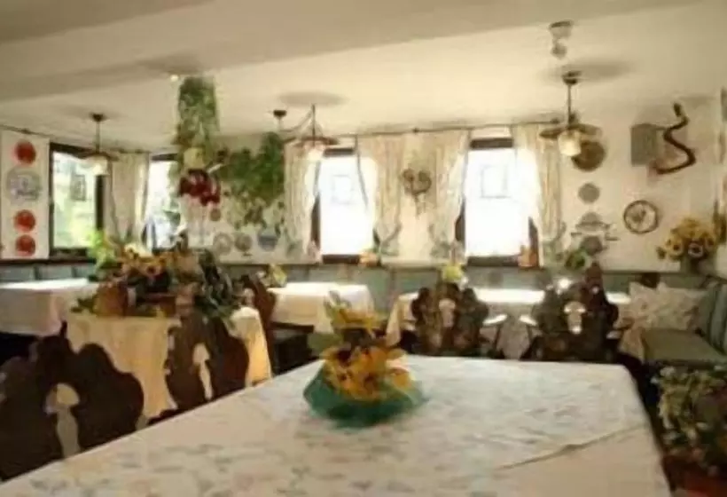 Landgasthof Hotel Zur Linde Im Taunus