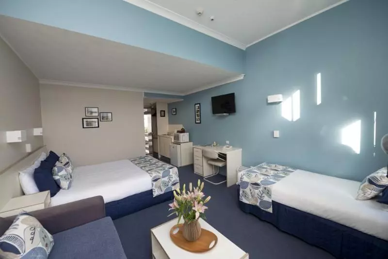 Wrights By The Sea Motel