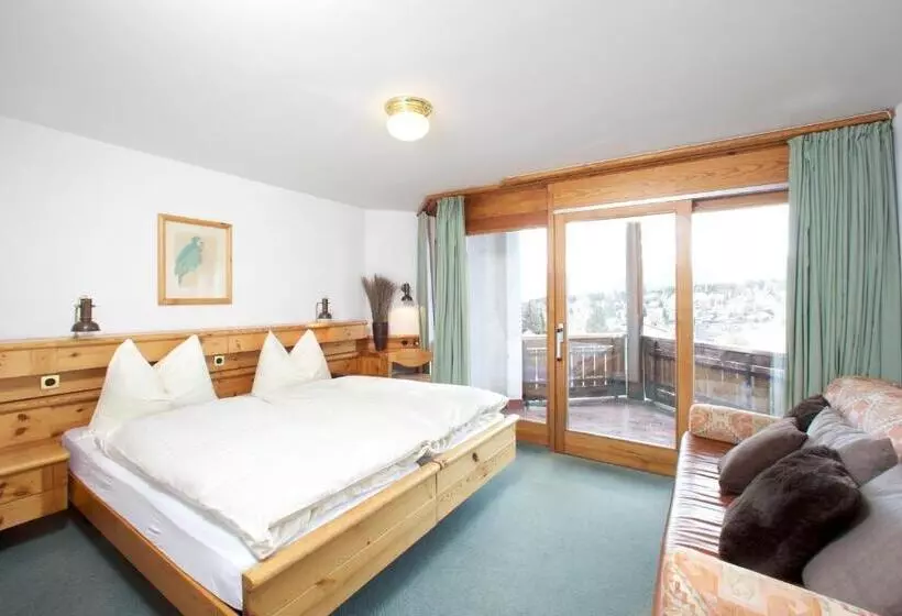 Hotelli Arena Guesthouse