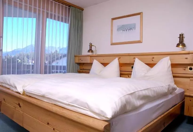 Hotelli Arena Guesthouse