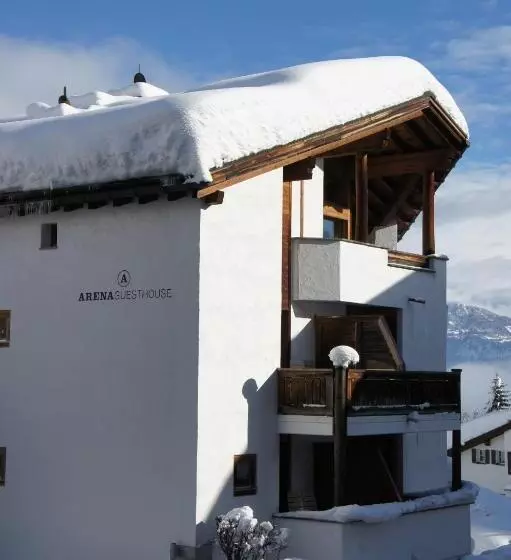 Hotelli Arena Guesthouse