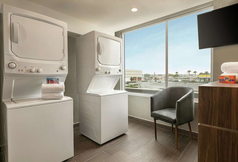 בית מלון כפרי Homewood Suites By Hilton Monterrey Apodaca