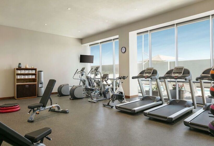 בית מלון כפרי Homewood Suites By Hilton Monterrey Apodaca