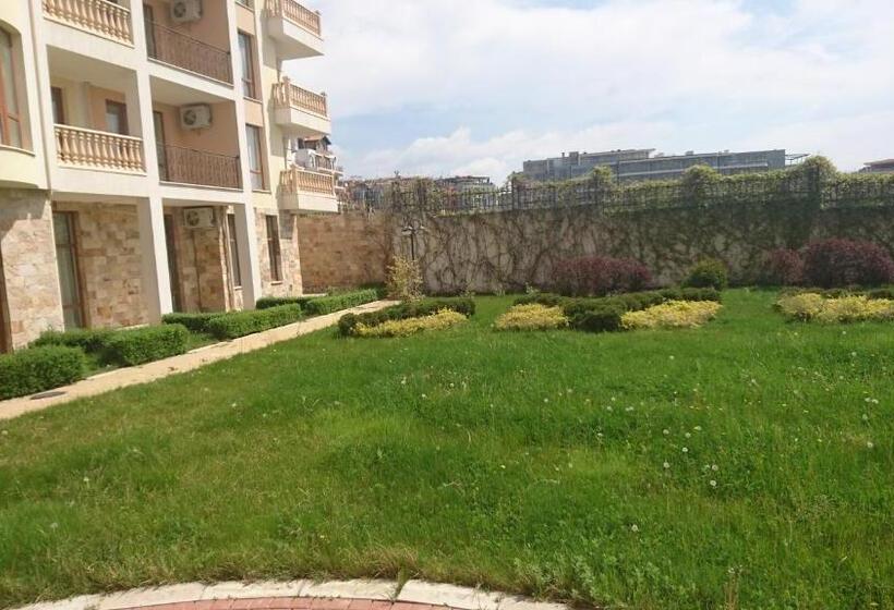 Maisonettes In Royal Bay Residence And Spa