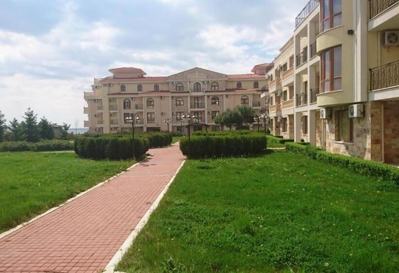 Maisonettes In Royal Bay Residence And Spa