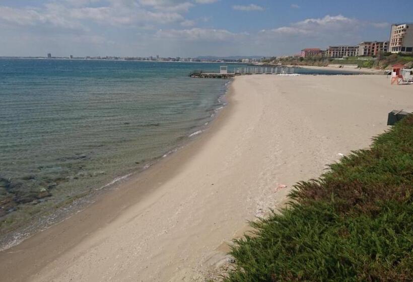 Maisonettes In Royal Bay Residence And Spa