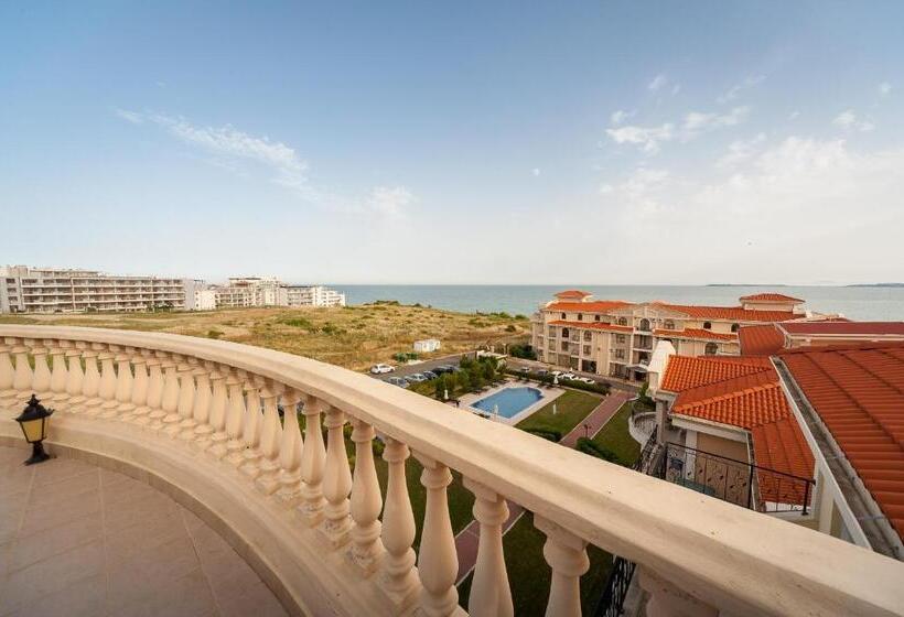 Maisonettes In Royal Bay Residence And Spa