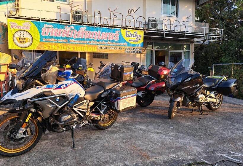 פנסיון Dr. House