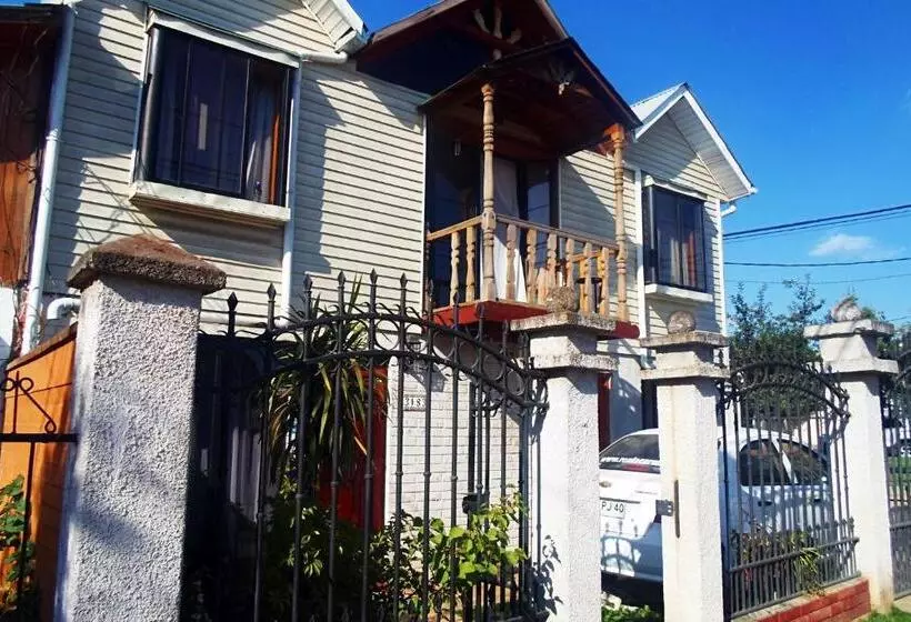 ペンション Hostal Plaza Maule Express