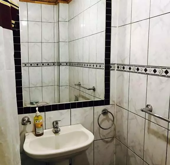 ペンション Hostal Plaza Maule Express