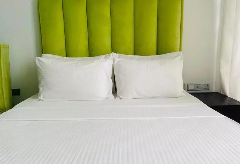 ペンション White House Hotel Mirissa