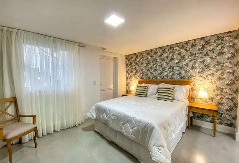 هاستل Pousada Ville Vie