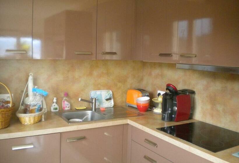 تختخواب و صبحانه Chambre Hôtes Wagram