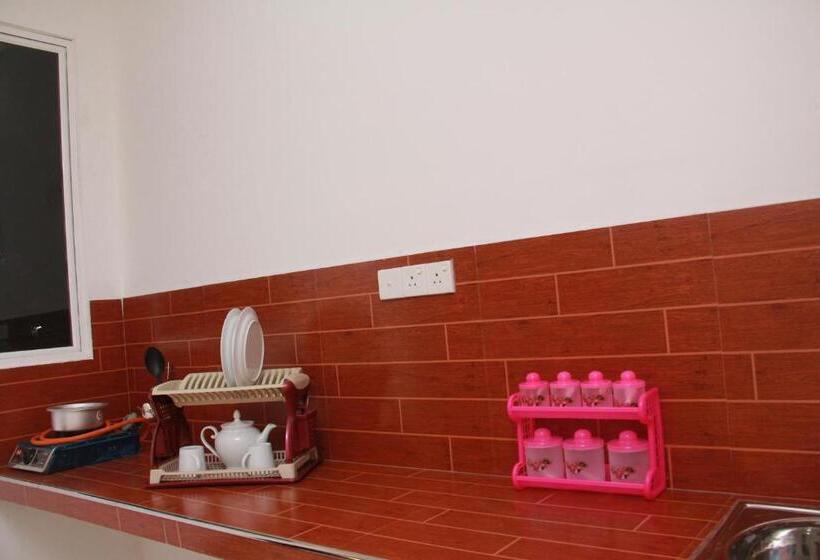 호텔 A One Calm Palace