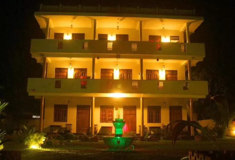 هتل A One Calm Palace