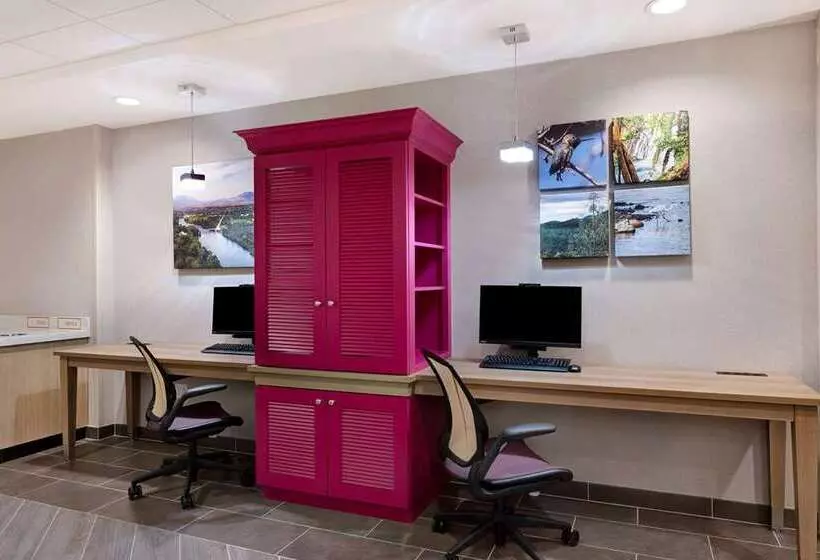 هتل Home2 Suites By Hilton Redding