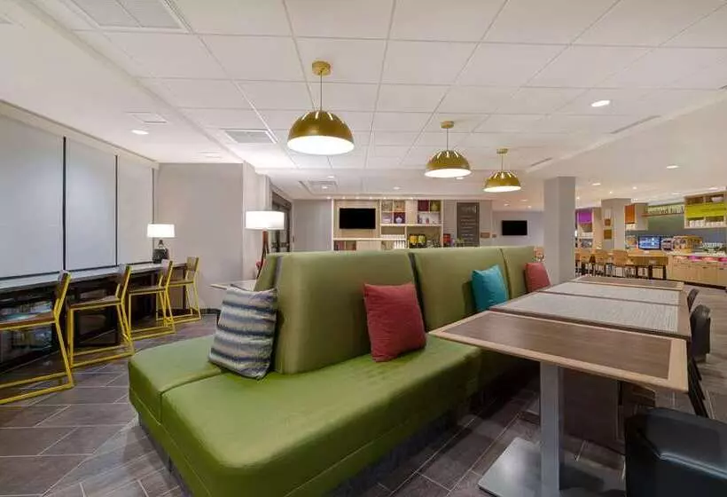 هتل Home2 Suites By Hilton Redding