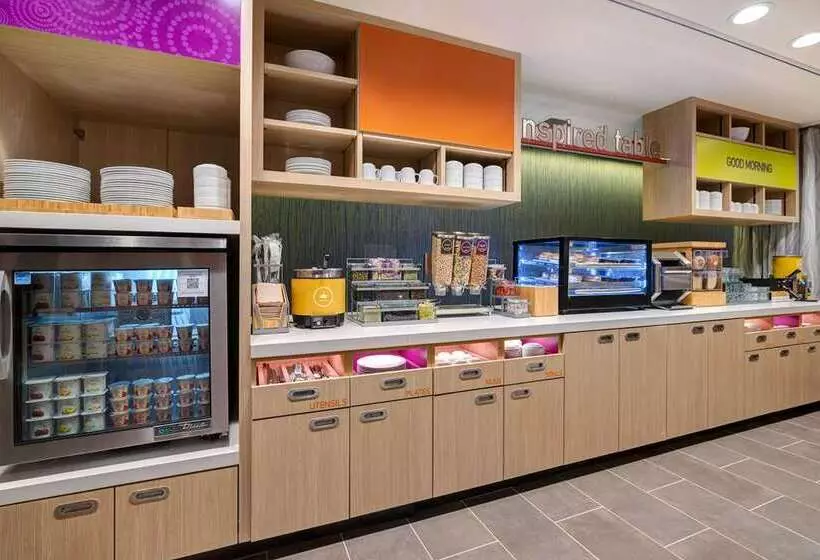 هتل Home2 Suites By Hilton Redding