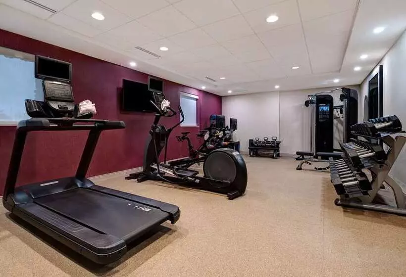 هتل Home2 Suites By Hilton Redding