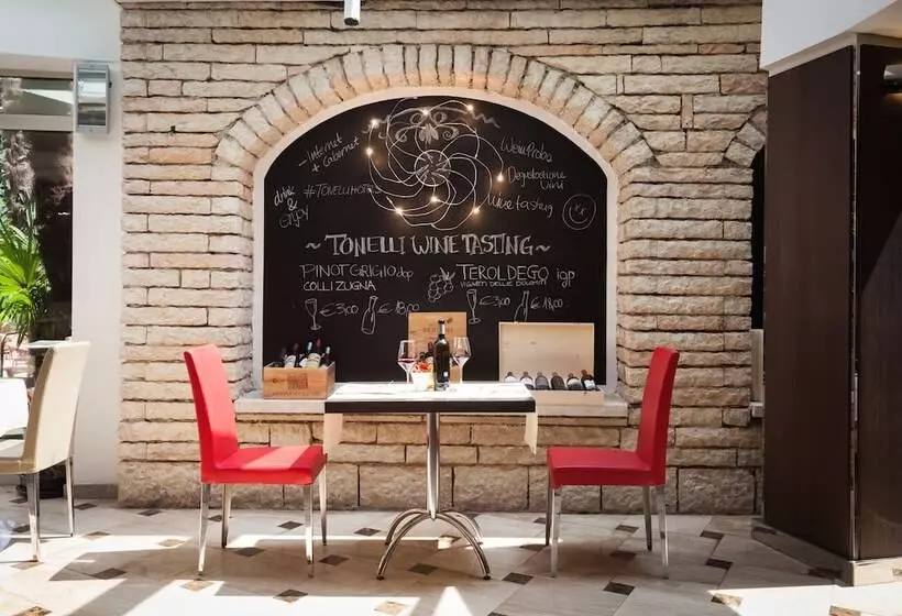 Continental   Tonellihotels