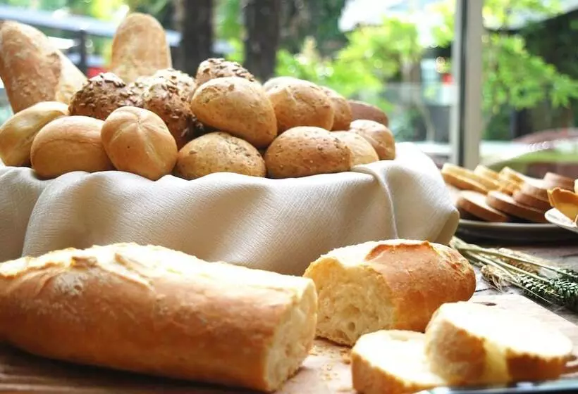 Continental   Tonellihotels