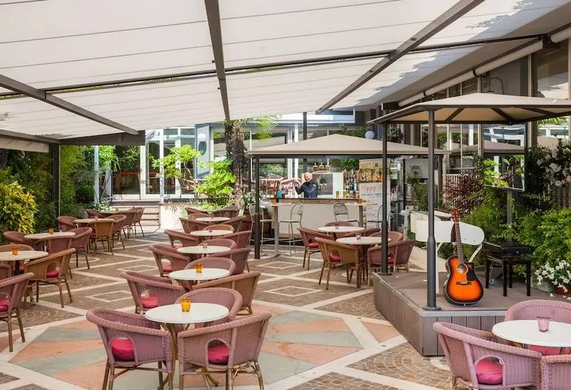 Continental   Tonellihotels