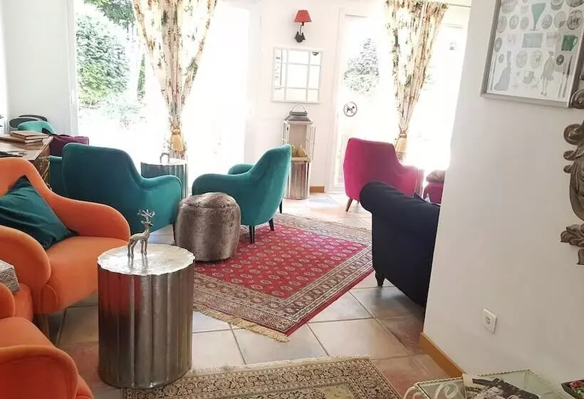 Hotelli A La Villa Boucicaut