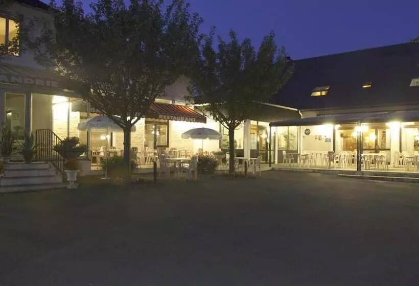 ホテル Auberge De La Mandrie