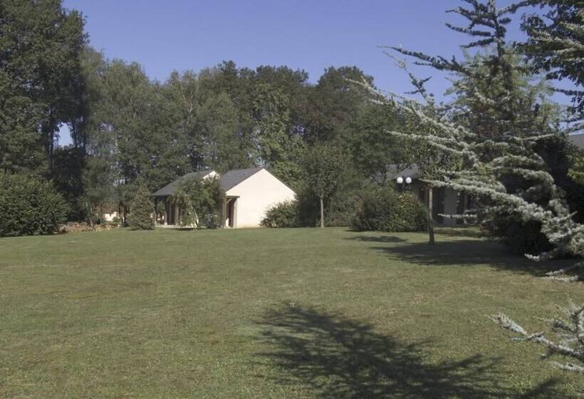 Отель Auberge De La Mandrie