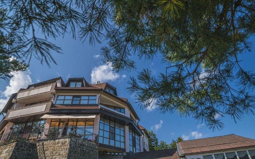 Bellevue Hotel & Resort