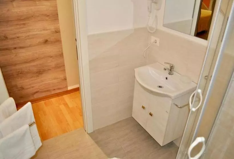 Hotel Corallo Garnì