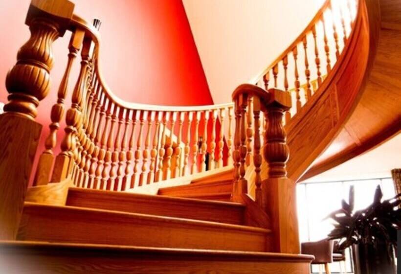 ホテル Curran Court