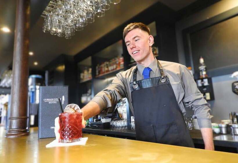 ホテル Curran Court