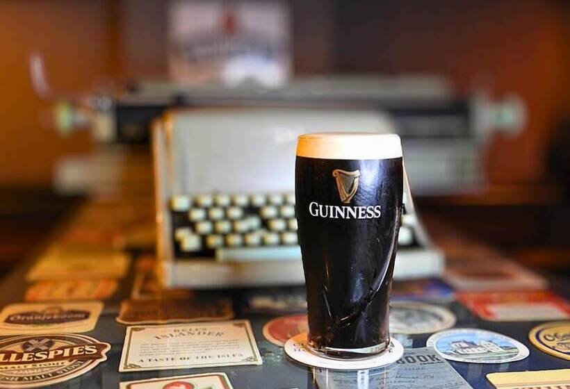 ホテル Curran Court