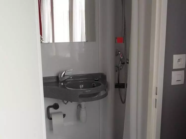 Отель Du Centre