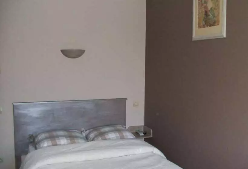 Отель Du Centre