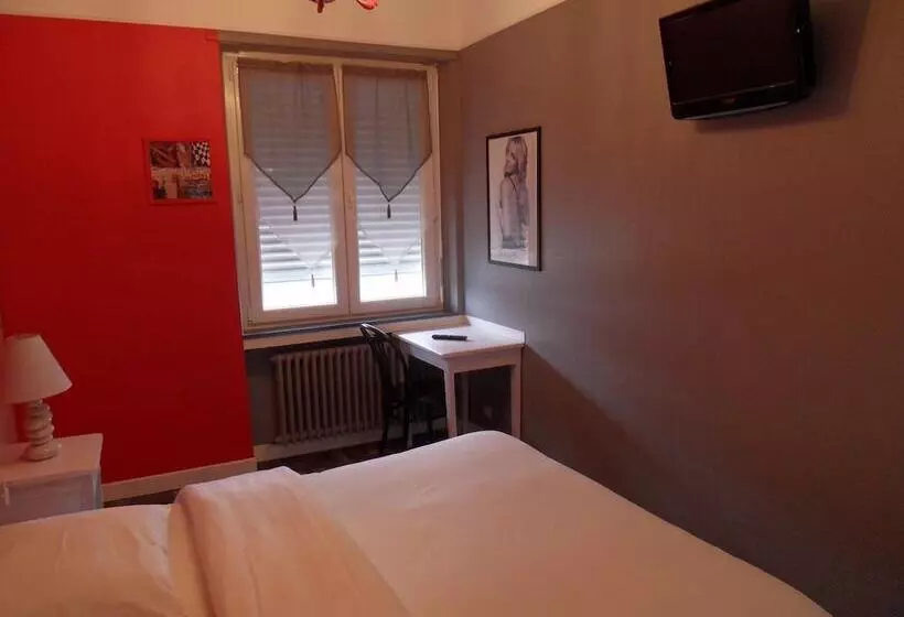 Отель Du Centre