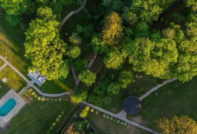 בית מלון כפרי Dwór Kaliszki