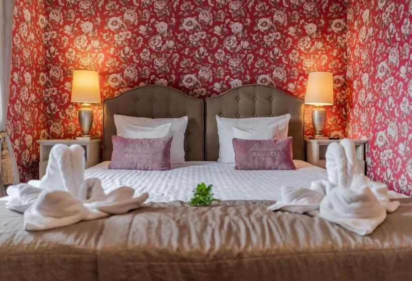 בית מלון כפרי Dwór Kaliszki